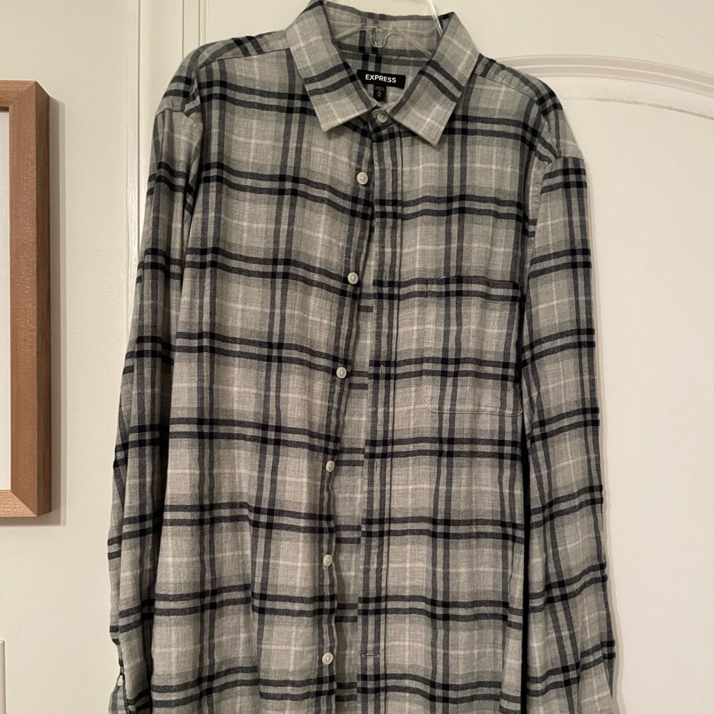 Mens medium express button down shirt